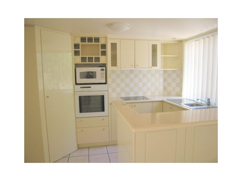 60 Caseys Rd, Hope Island QLD 4212