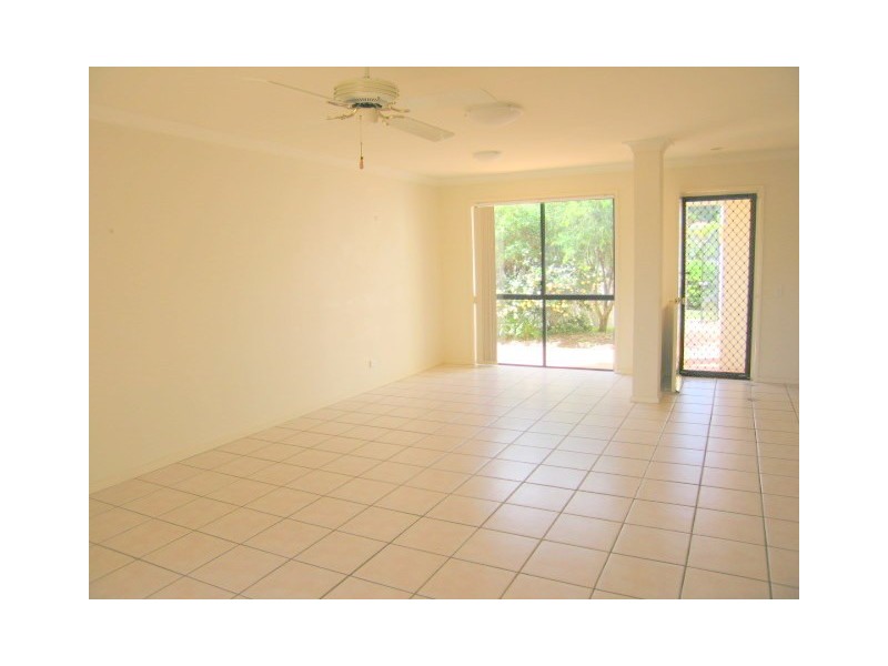 60 Caseys Rd, Hope Island QLD 4212