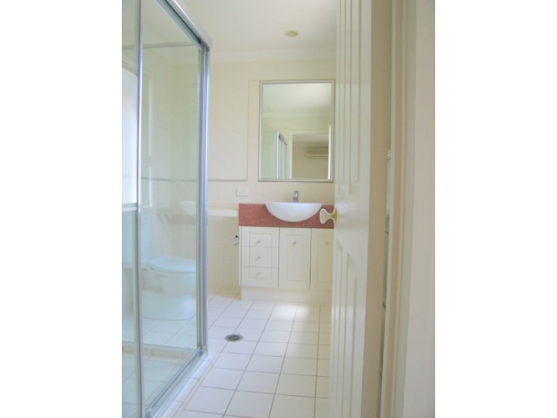 60 Caseys Rd, Hope Island QLD 4212