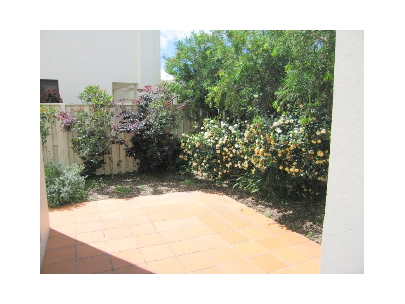 60 Caseys Rd, Hope Island QLD 4212