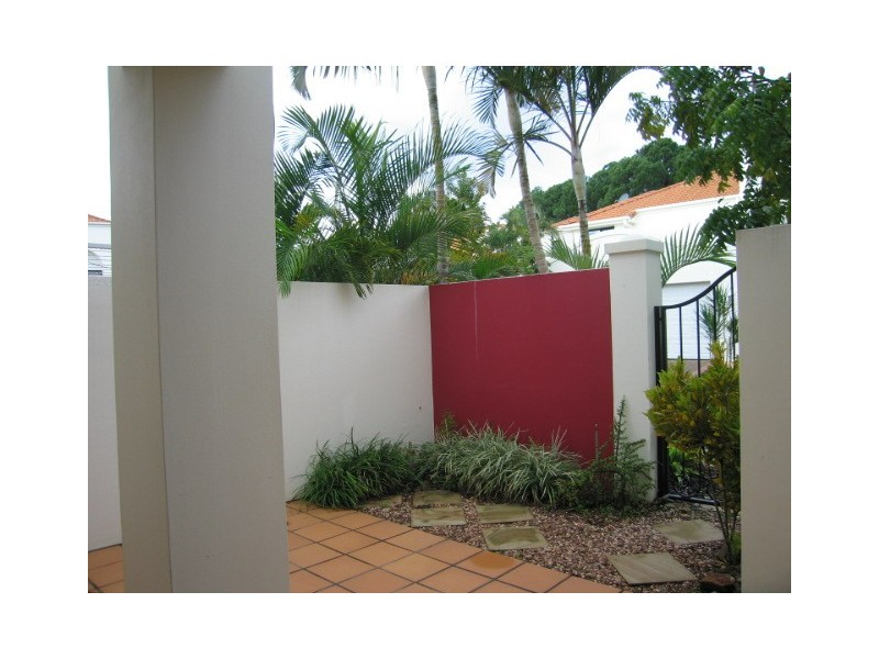 Hope Island QLD 4212