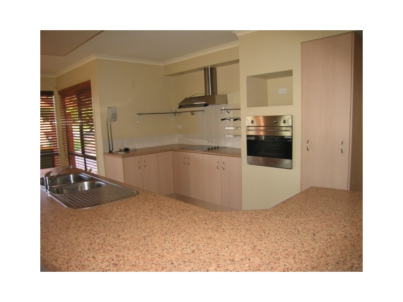 Hope Island QLD 4212