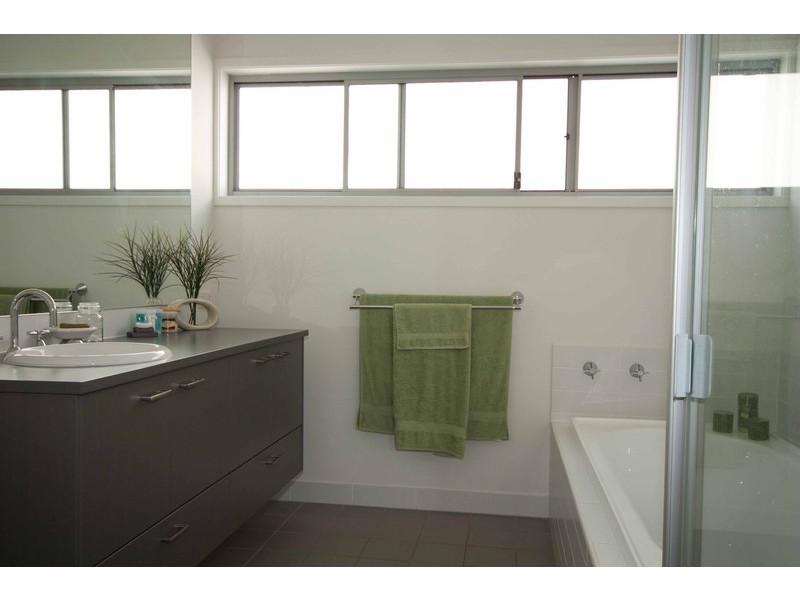 32 Gregory Blvd, Murarrie QLD 4172