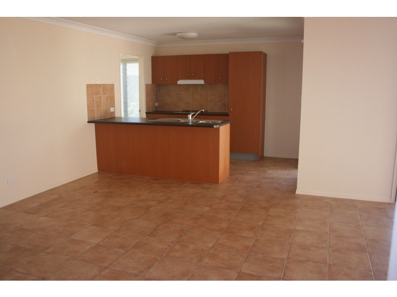 1/132  Kate Street, Carina QLD 4152