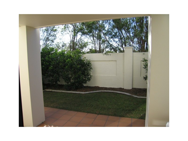 60 Caseys Rd, Hope Island QLD 4212