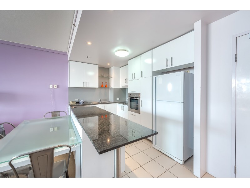 411/360 MARINE PARADE, Labrador QLD 4215