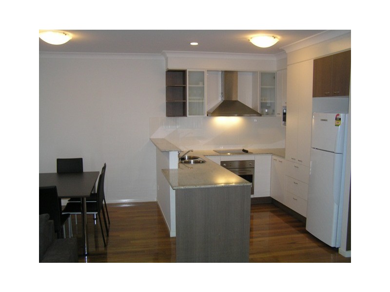 6/27 Eugenia Circuit, Robina QLD 4226