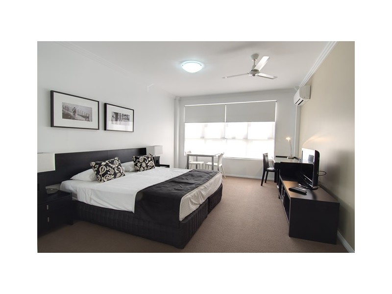 169/1-7 Moore’s Crescent, Varsity Lakes QLD 4227