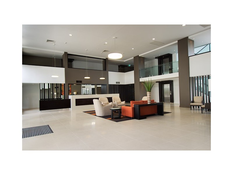 169/1-7 Moore’s Crescent, Varsity Lakes QLD 4227