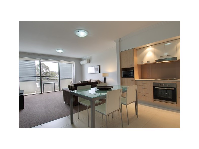 169/1-7 Moore’s Crescent, Varsity Lakes QLD 4227