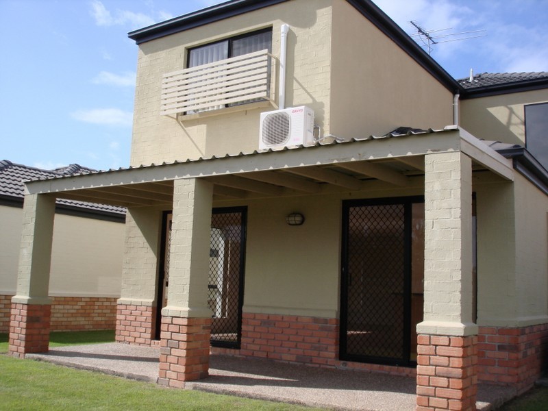 7 Charlotte St, Carina QLD 4152