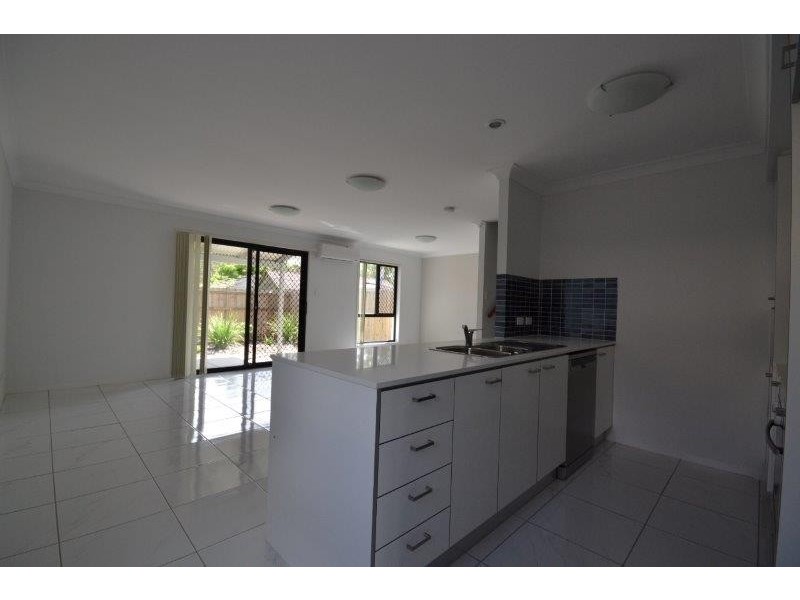 9 Milan Street, Forest Lake QLD 4078