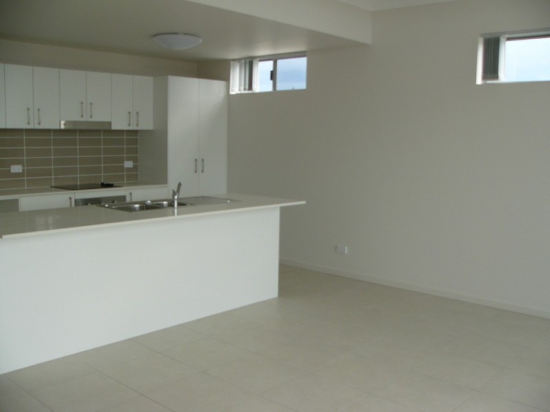 3 McLennan Court, North Lakes QLD 4509