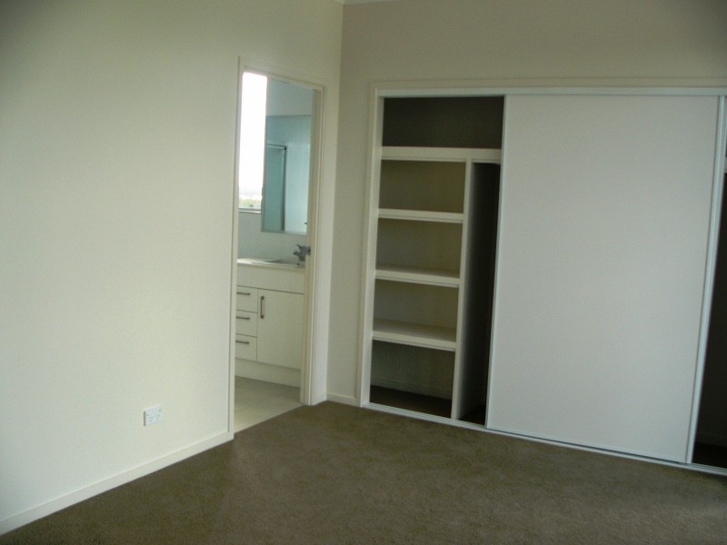 3 McLennan Court, North Lakes QLD 4509