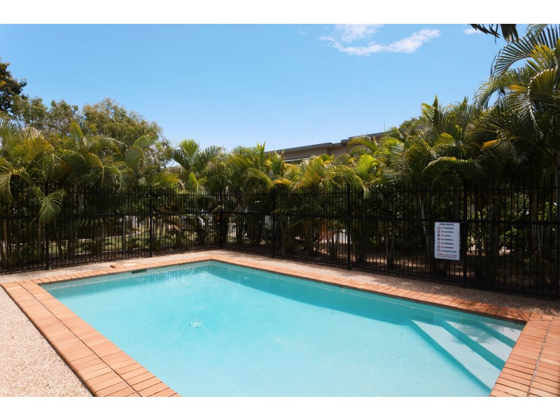 18/06 Canton Court, Manly West QLD 4179