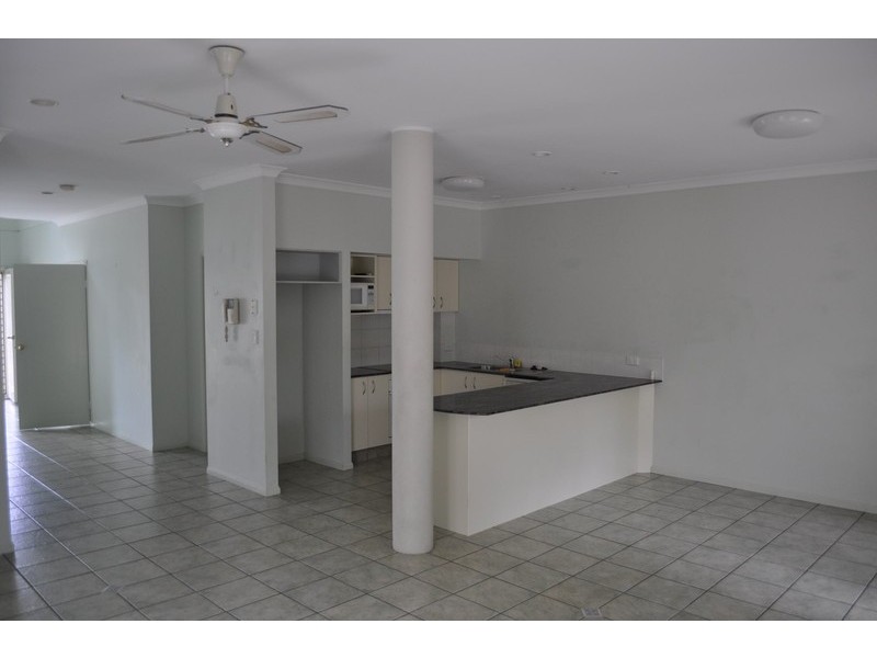 11/60 Caseys Rd, Hope Island QLD 4212