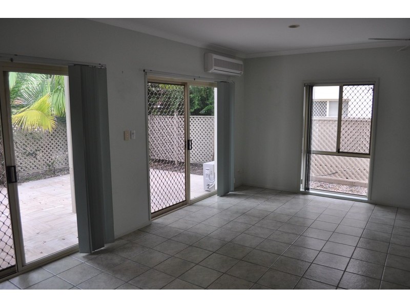 11/60 Caseys Rd, Hope Island QLD 4212