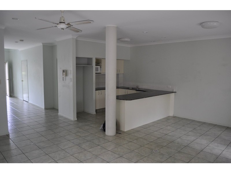 11/60 Caseys Rd, Hope Island QLD 4212