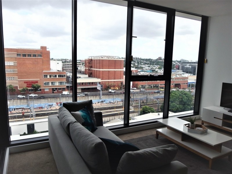 22 Railway Tce, Milton QLD 4064