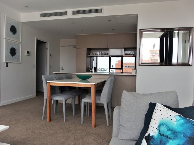 22 Railway Tce, Milton QLD 4064