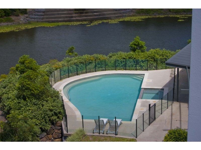 4/11 PROMENADE AVENUE, Robina QLD 4226