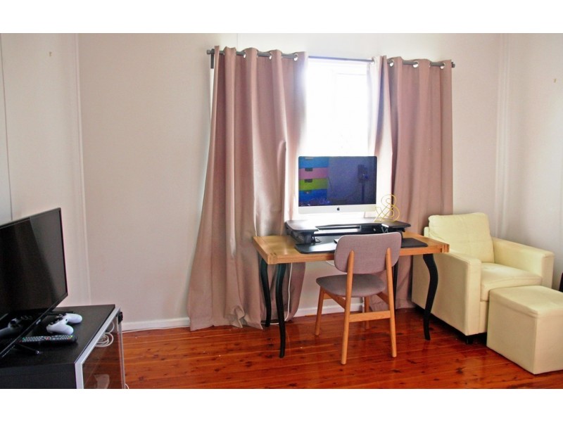 9 Canterbury Street, Mount Gravatt East QLD 4122