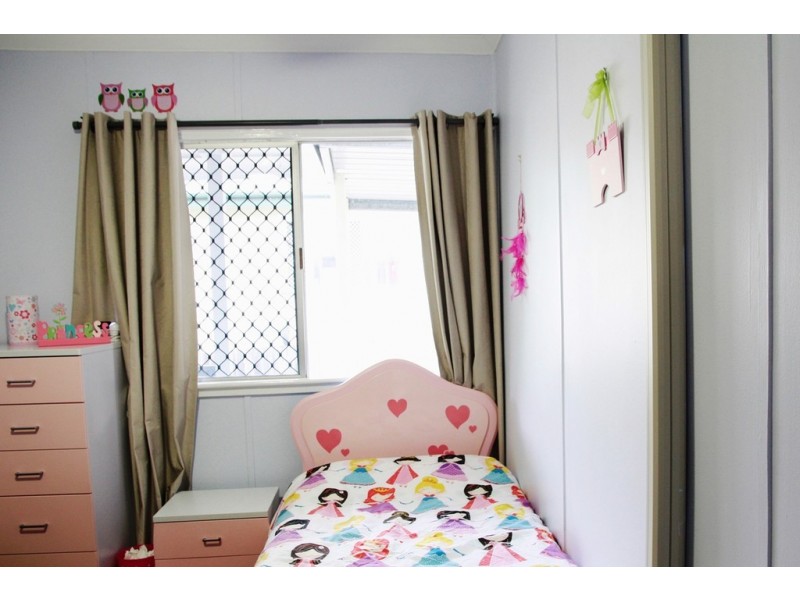 9 Canterbury Street, Mount Gravatt East QLD 4122