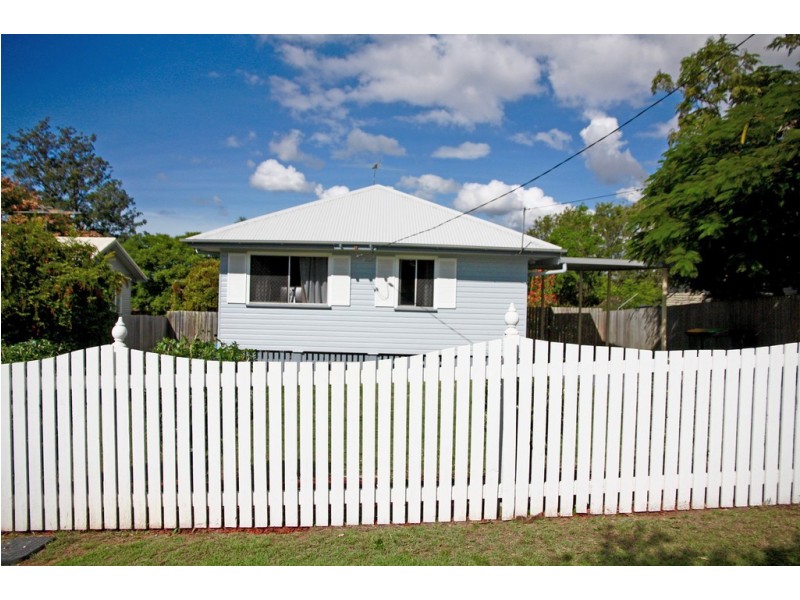 9 Canterbury Street, Mount Gravatt East QLD 4122