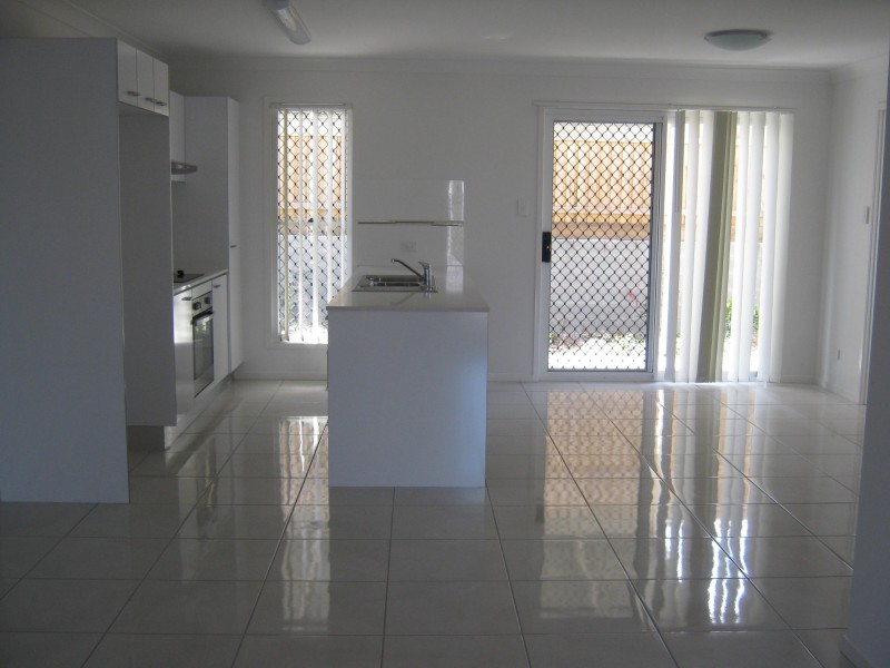 33/1 Santa Ana Lane, Griffin QLD 4503