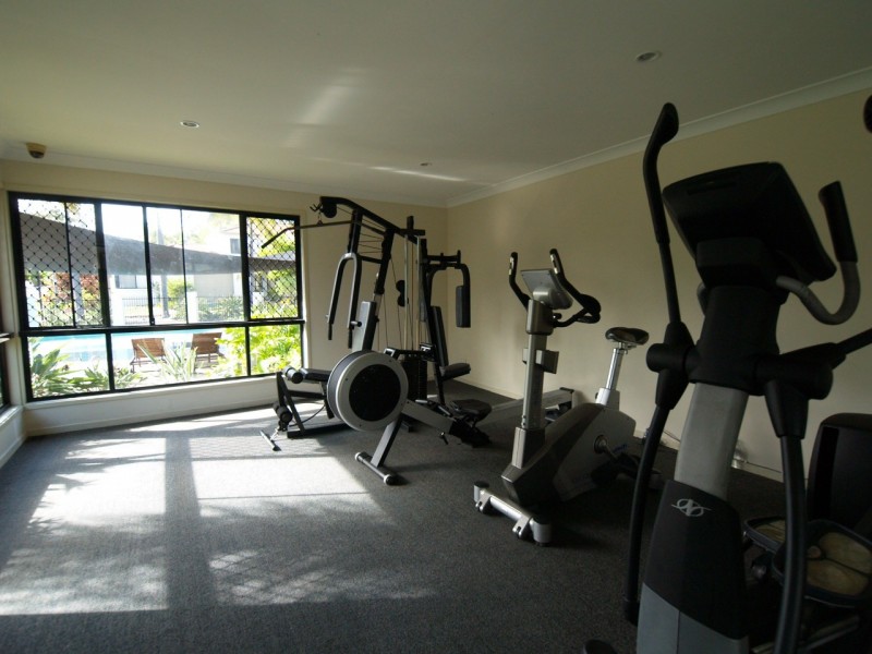 590 Pine Ridge Road, Coombabah QLD 4216