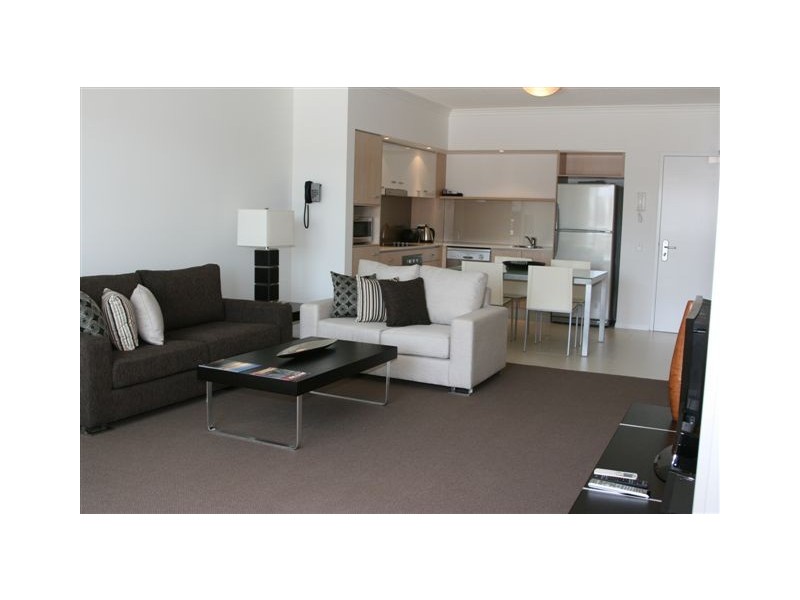 35/19 Lake Street, Varsity Lakes QLD 4227