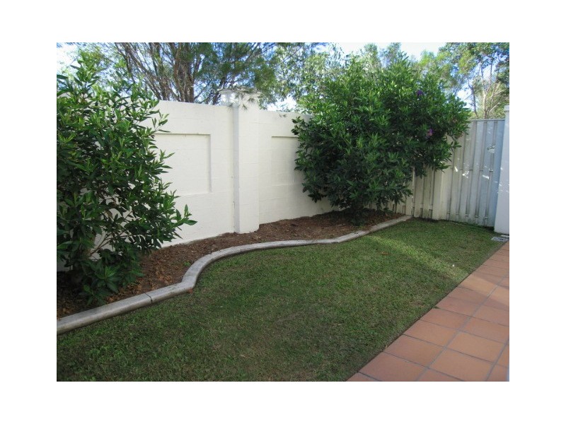 33/60 Caseys Rd, Hope Island QLD 4212