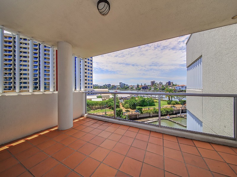 39/78 CAIRNS STREET, Kangaroo Point QLD 4169