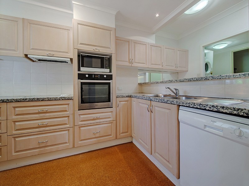 39/78 CAIRNS STREET, Kangaroo Point QLD 4169