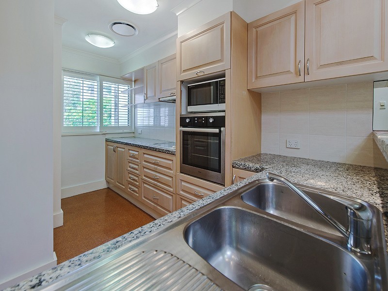 39/78 CAIRNS STREET, Kangaroo Point QLD 4169