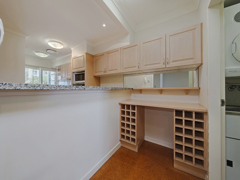 39/78 CAIRNS STREET, Kangaroo Point QLD 4169