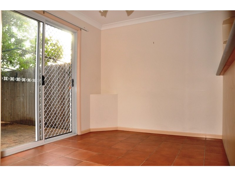 580 Seventeen Mile Rocks Rd, Sinnamon Park QLD 4073