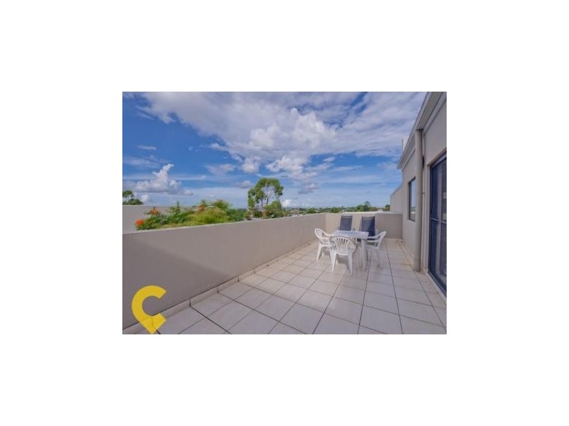 Unit  A / 1848 1848 Logan Road, Upper Mount Gravatt QLD 4122