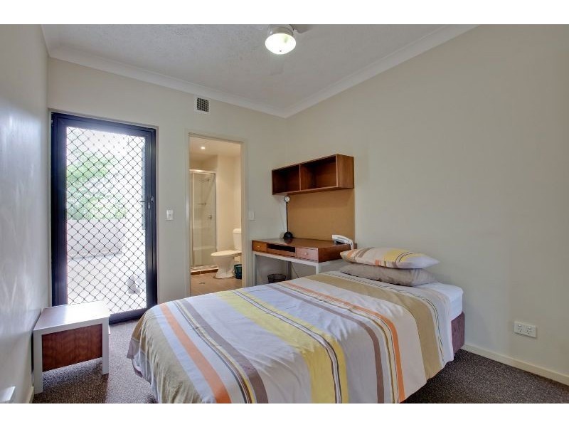 Unit  A / 1848 1848 Logan Road, Upper Mount Gravatt QLD 4122