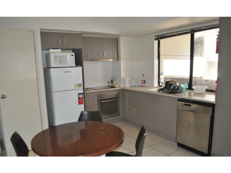 Unit  A / 1848 1848 Logan Road, Upper Mount Gravatt QLD 4122