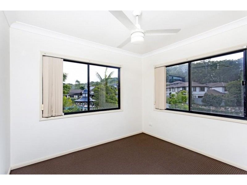15/12 Greendale Way, Carindale QLD 4152
