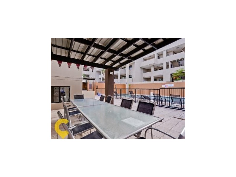 Unit  A / 1848 Logan Road, Upper Mount Gravatt QLD 4122