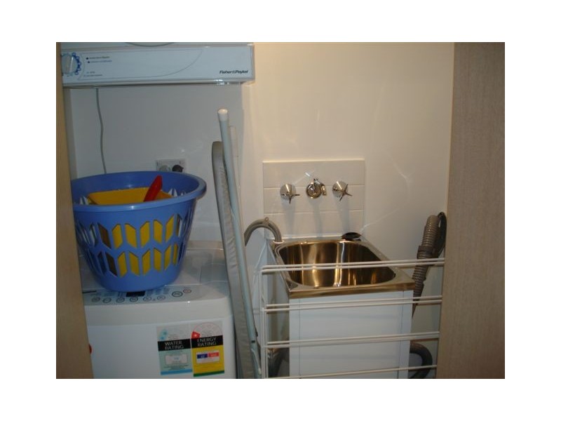 57/19 Lake Street, Varsity Lakes QLD 4227