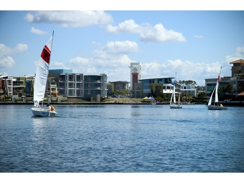 57/19 Lake Street, Varsity Lakes QLD 4227