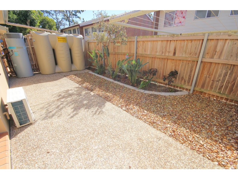 17/06 Canton Court, Manly West QLD 4179