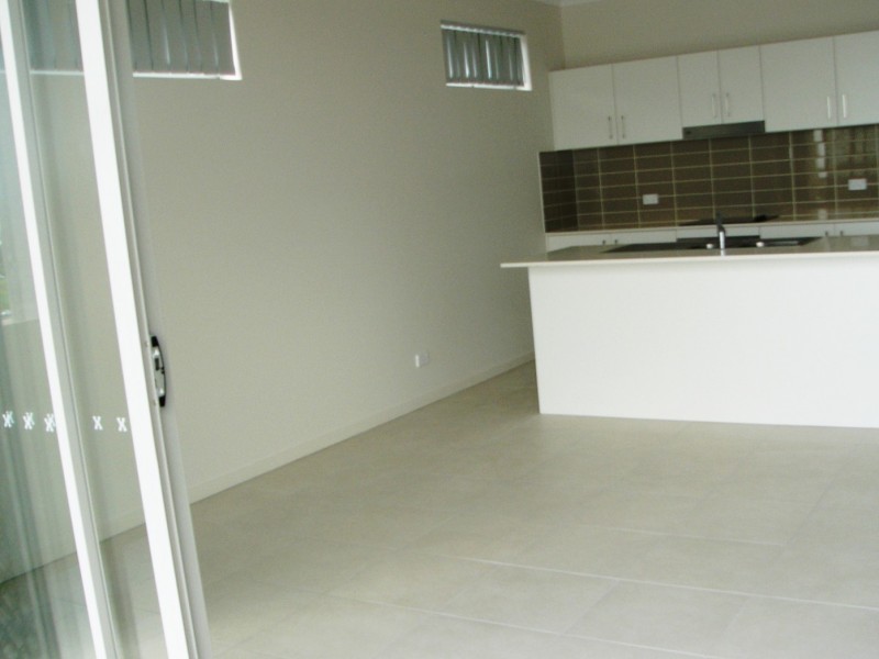 3 McLennan Court, North Lakes QLD 4509