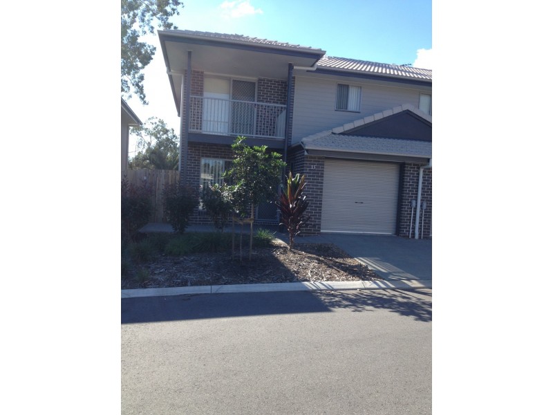 23 BLACKWELL, Hillcrest QLD 4118