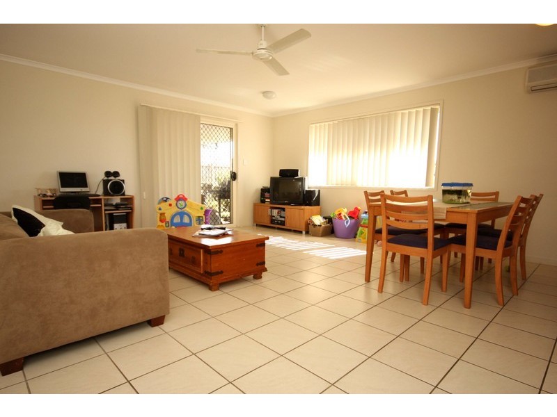 614 Manly Rd, Wakerley QLD 4154