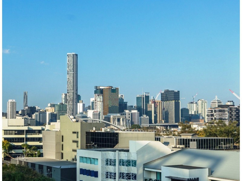 502/25 Walsh St, Milton QLD 4064