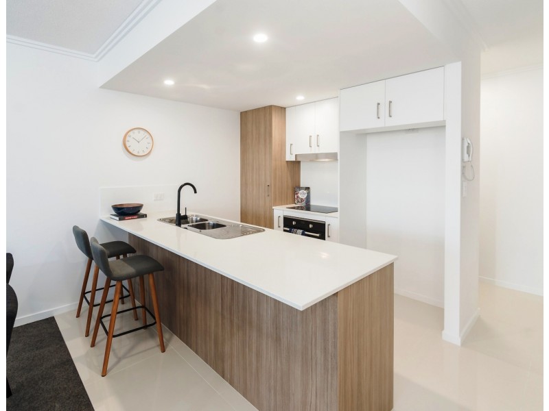 502/25 Walsh St, Milton QLD 4064